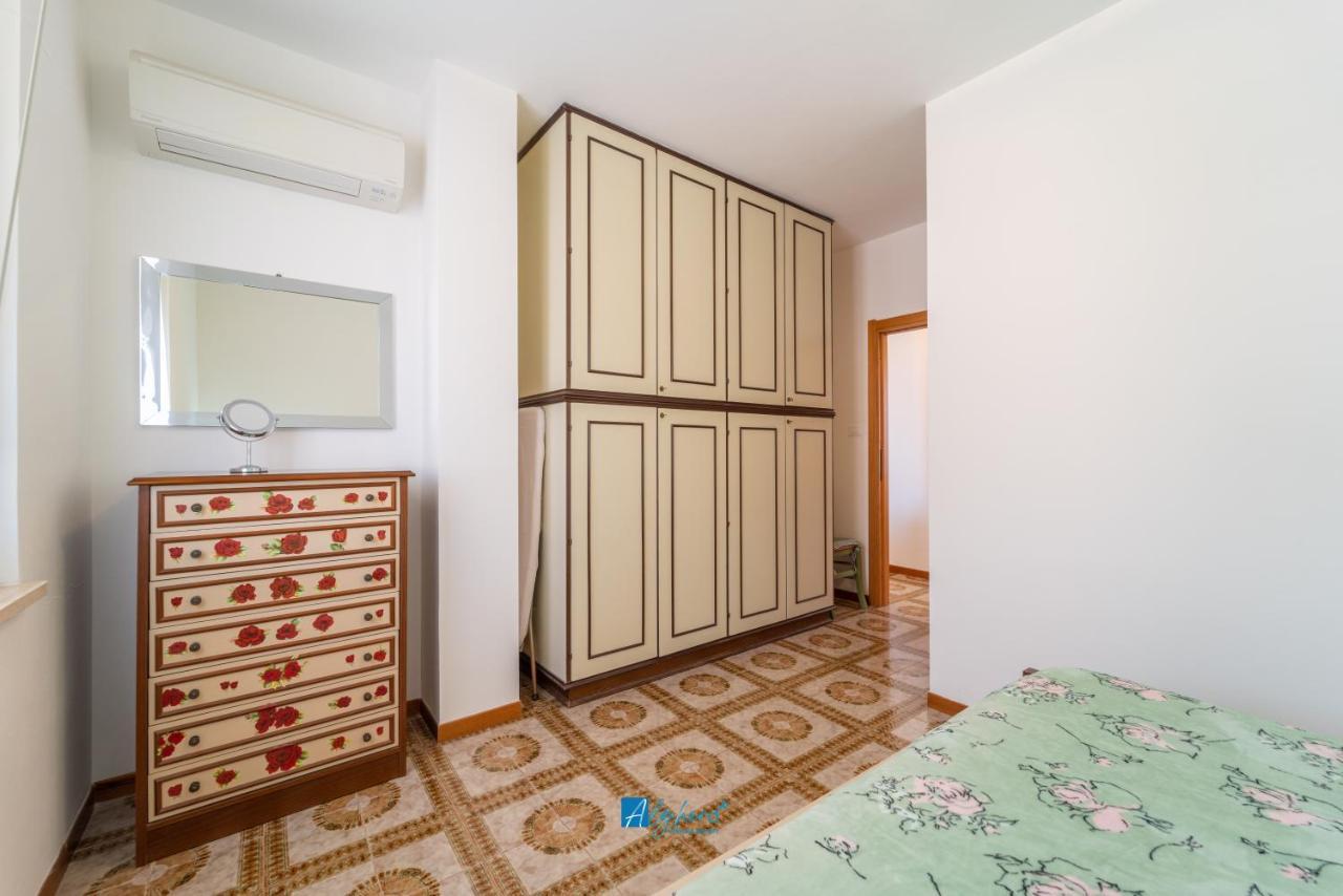 Granelli Di Sabbia Apartment Alghero Luaran gambar